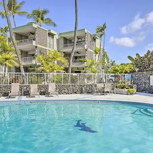 With Ocean Views Walk To Beach! Apartment