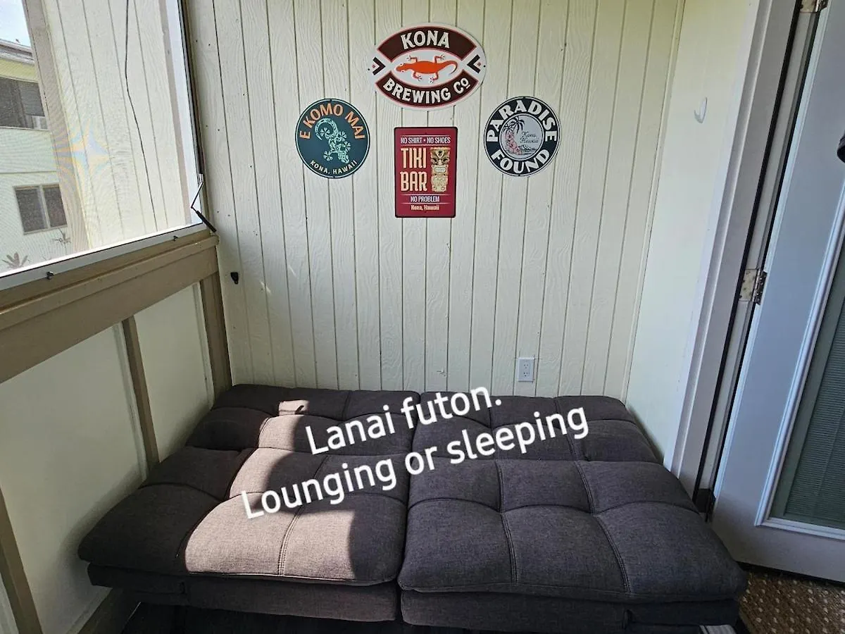 Comfort Location Reasonable Price 2 Blocks 2 The Beach Kailua-Kona Apartment