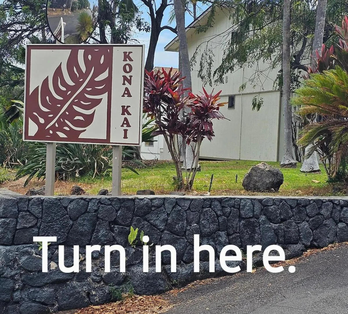 Comfort Location Reasonable Price 2 Blocks 2 The Beach Kailua-Kona Apartment